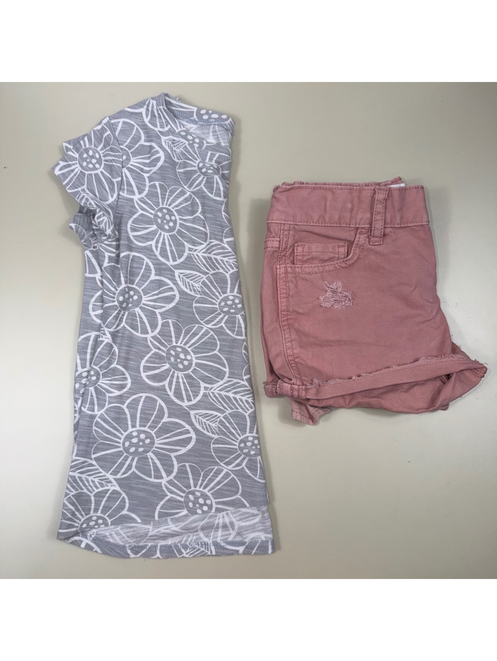 Girls Size 6 Jumping Beans Top & Children’s Place Shorts
